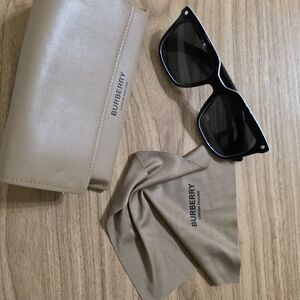 Burberry Black Sunglasses with Tan Case